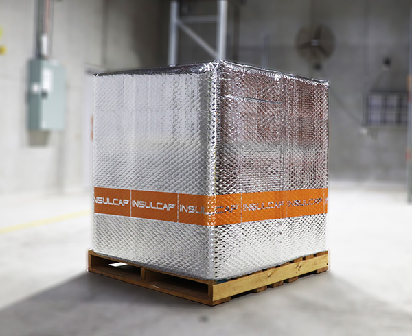 InsulCap thermal protective cover over pallet for air freight of temperature sensitive goods